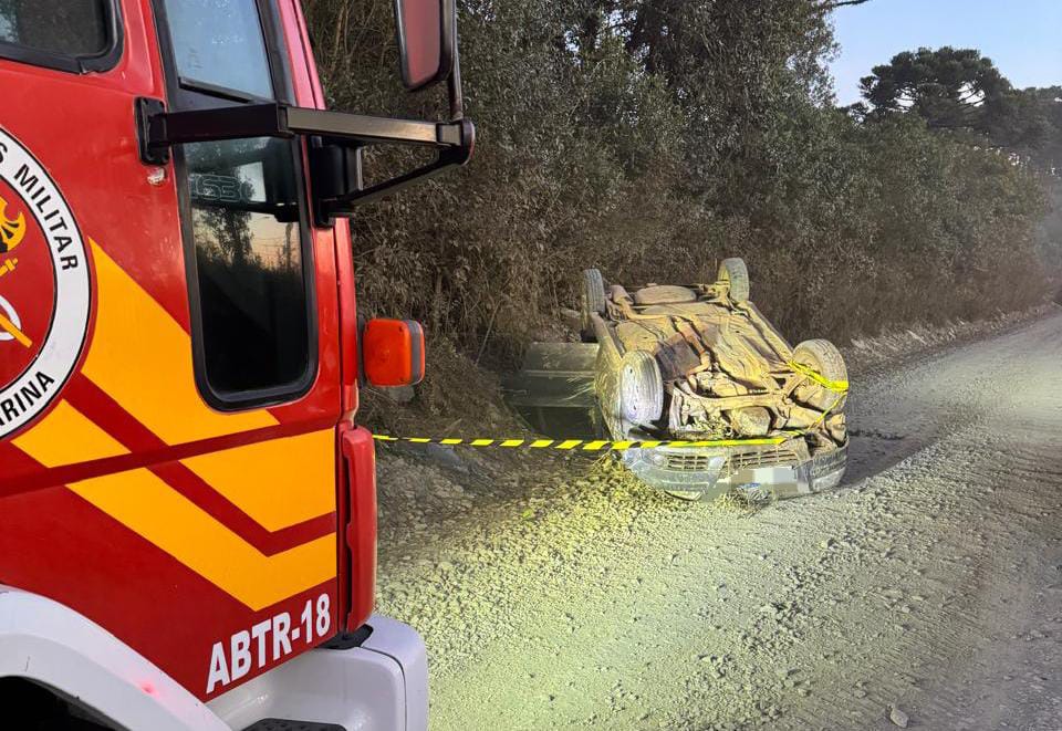 MAJOR VIEIRA: capotamento de carro deixa mulher ferida