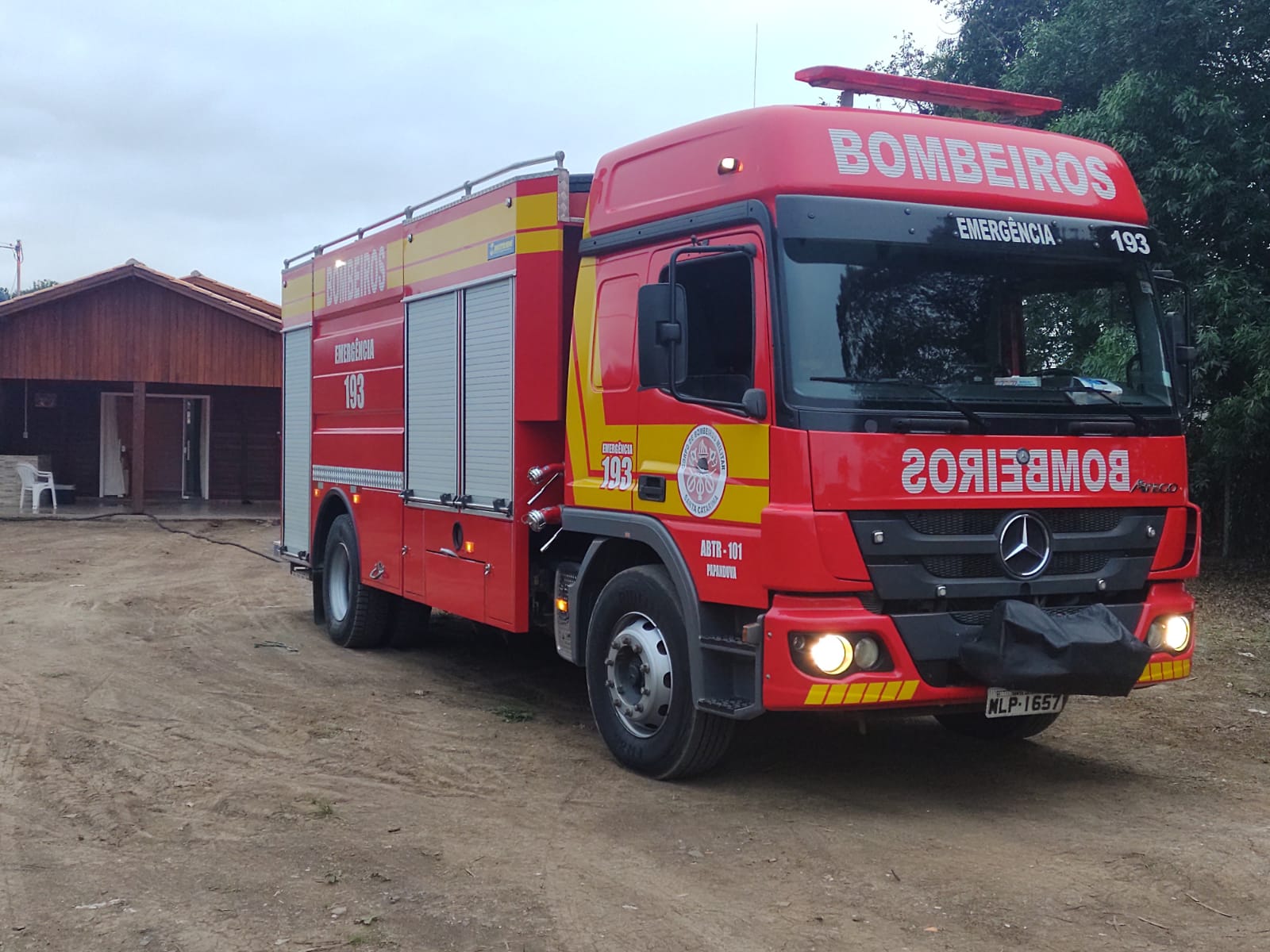 Bombeiros são acionados para princípio de incêndio, em Papanduva