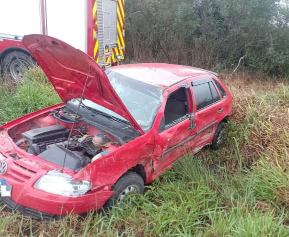 Jovem de 21 anos fica ferido em acidente na SC-114, em Itaiópolis