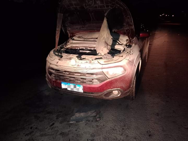 Veículo pega fogo na SC-477, no interior de Itaiópolis