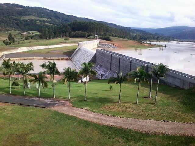 Chuvas em SC: comportas da Barragem de Taió são fechadas