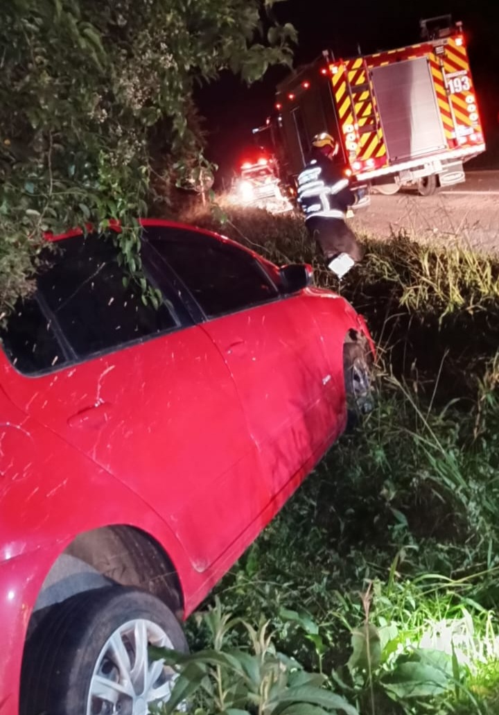 Uma pessoa fica ferida em acidente na BR-280, em Mafra