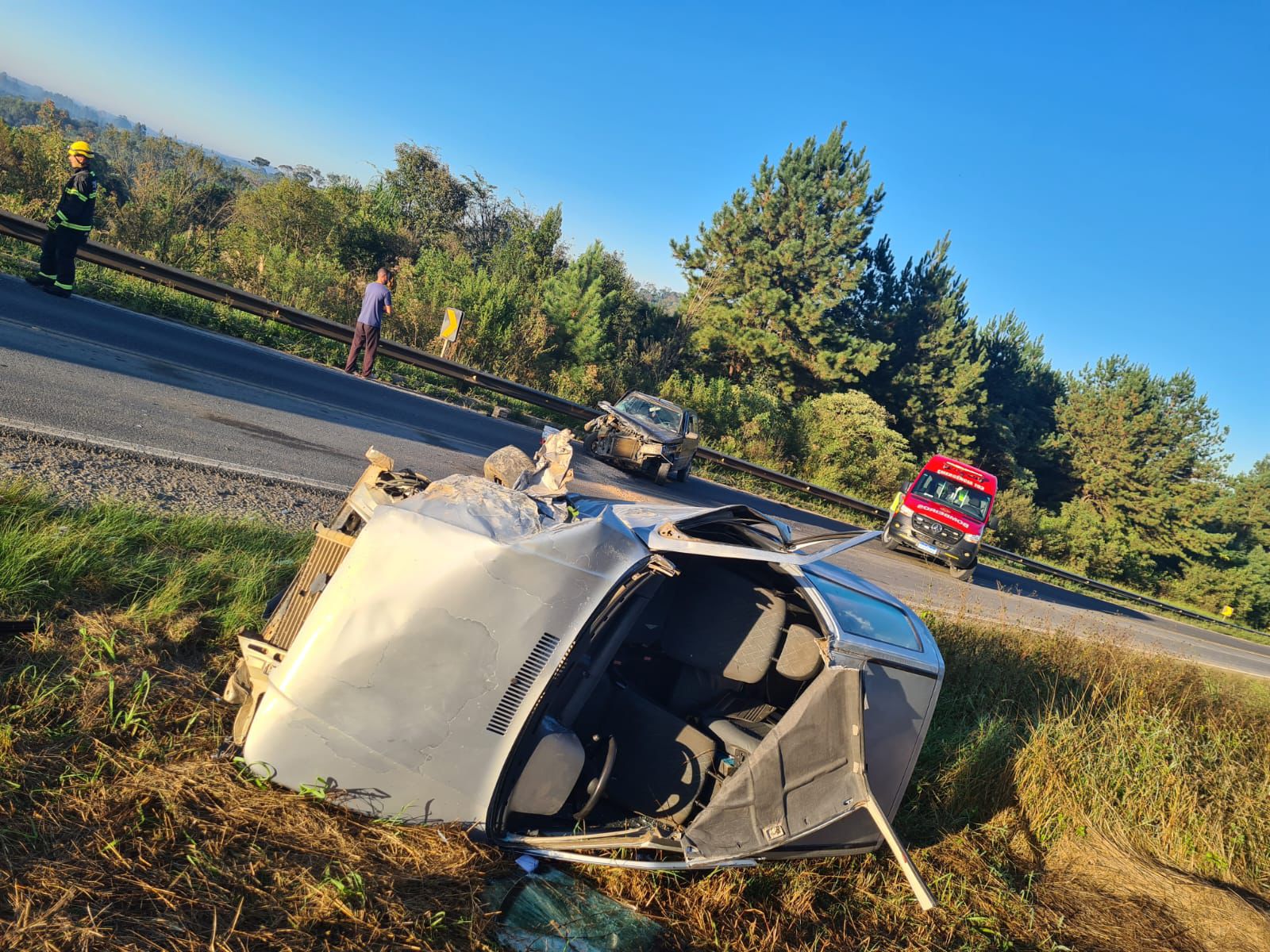 Colisão frontal entre carros deixa feridos na BR-280 no Planalto Norte Catarinense